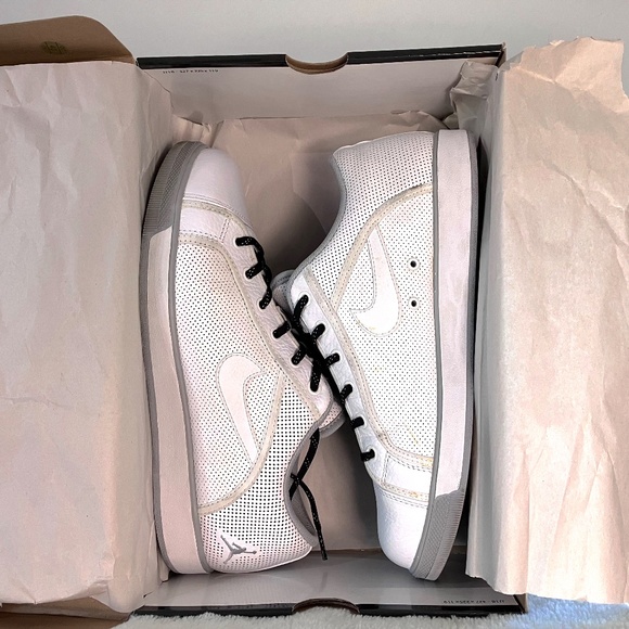 Air Jordan Sky High Retro Low White-Wolf Grey - Picture 4 of 6